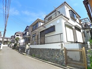 芝山4丁目戸建ての物件外観写真